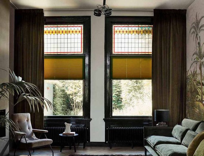 vivid retro-woonkamer-plisse-gordijn